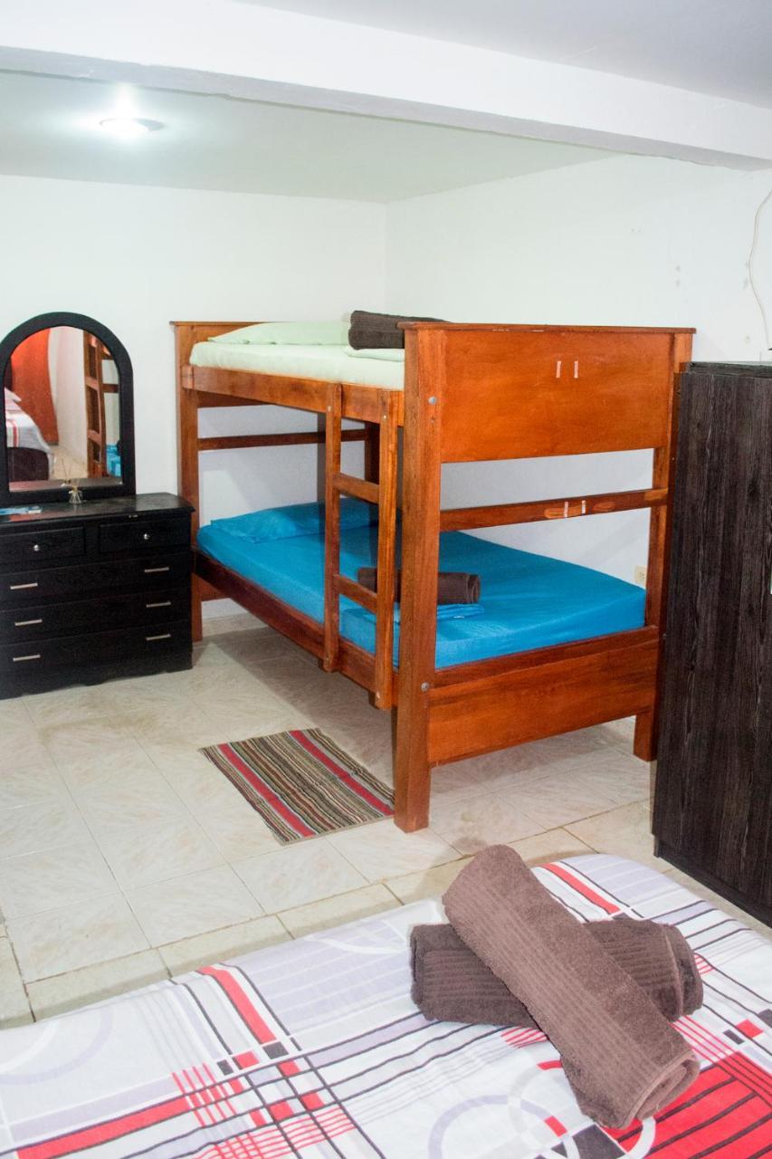 Ohana Lodging Vandrarhem San Andrés Exteriör bild