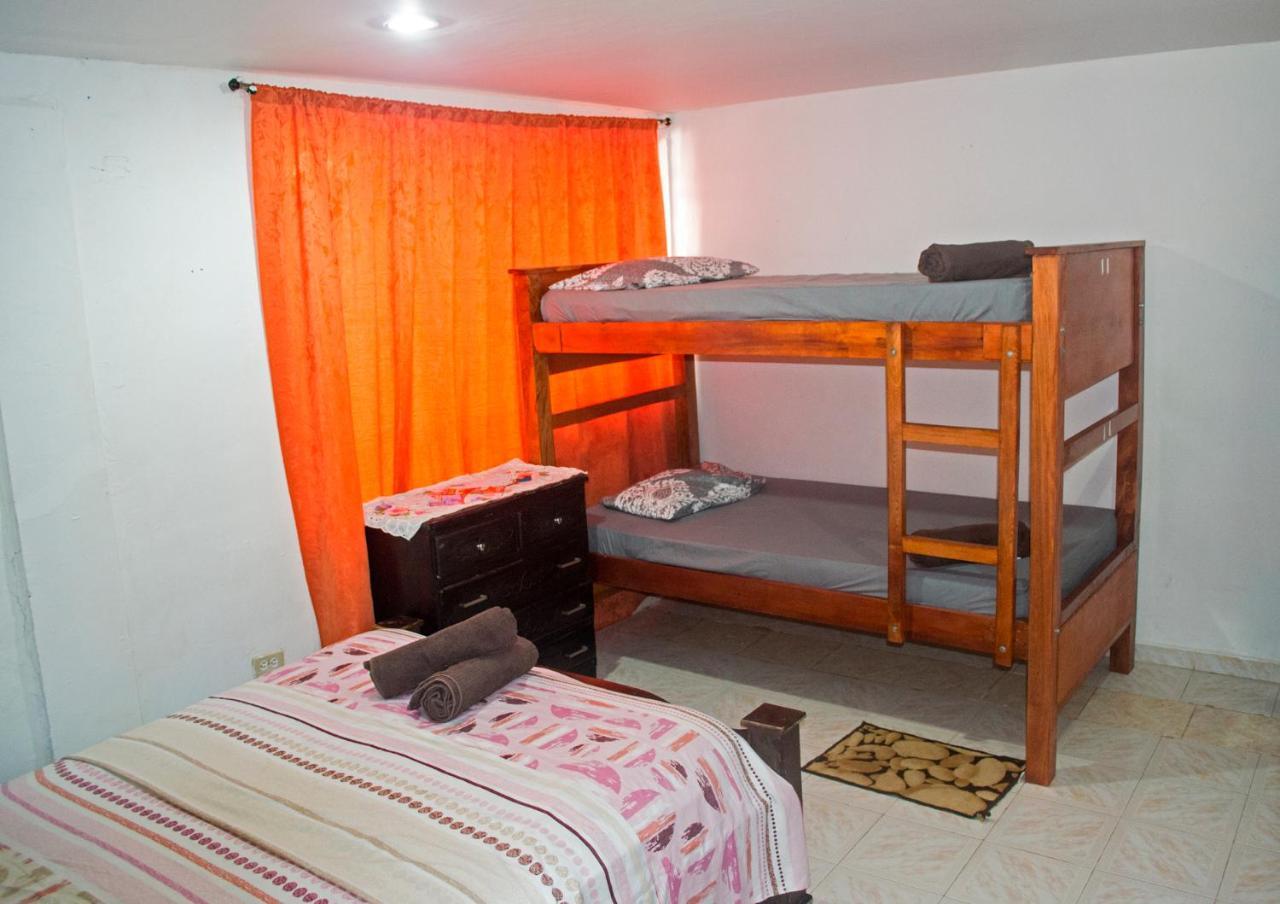 Ohana Lodging Vandrarhem San Andrés Exteriör bild